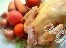 Курица тушеная в томатном соусе – вкусный и простой рецепт с пошаговыми фото, как приготовить Курица в томатной подливе на сковороде